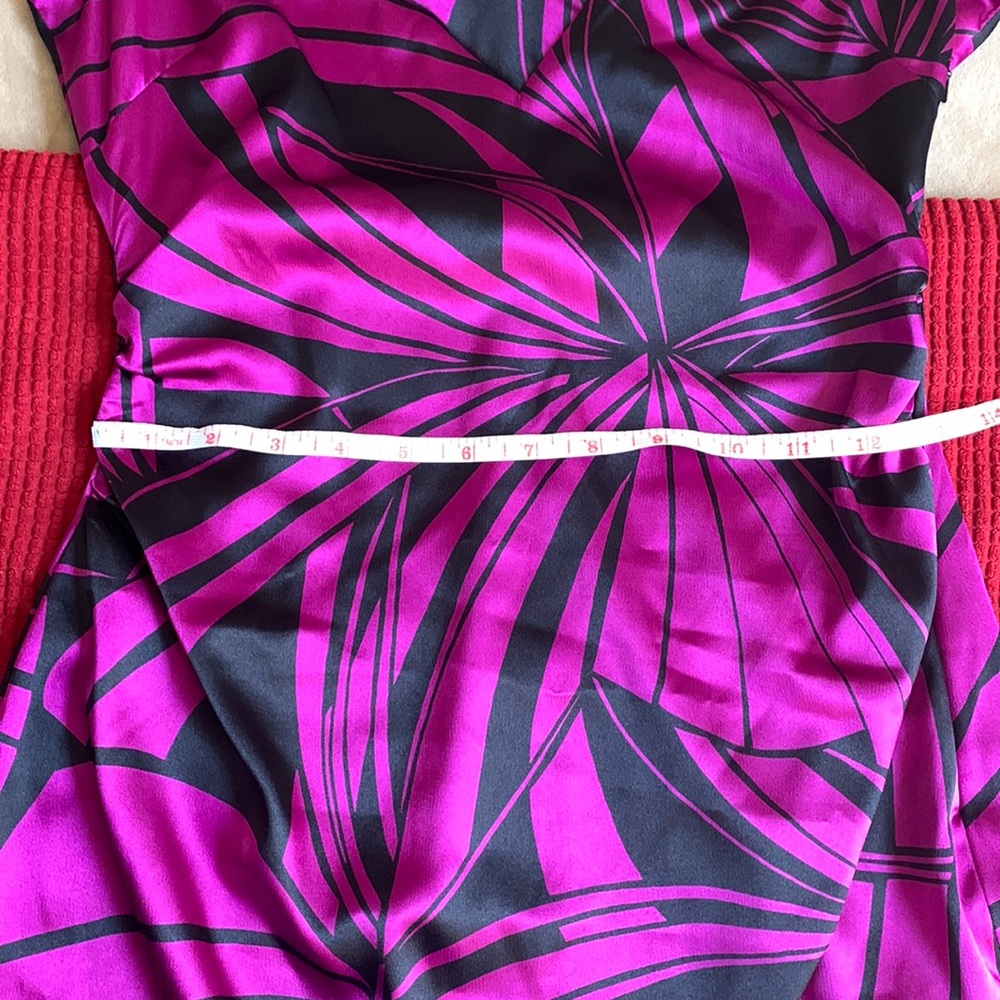 MAGGY LONDON MINI DRESS - Picture 7 of 8